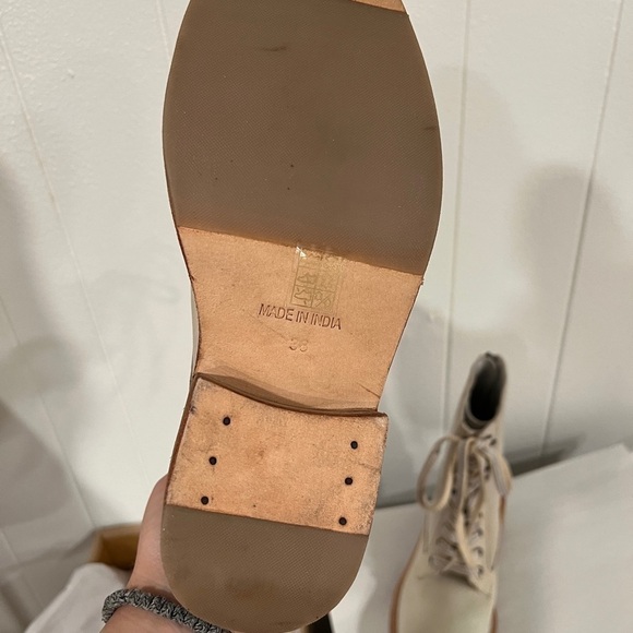 NWT Free People Santa Fe Lace-up Boots distressed combat round toe boots - Picture 8 of 11